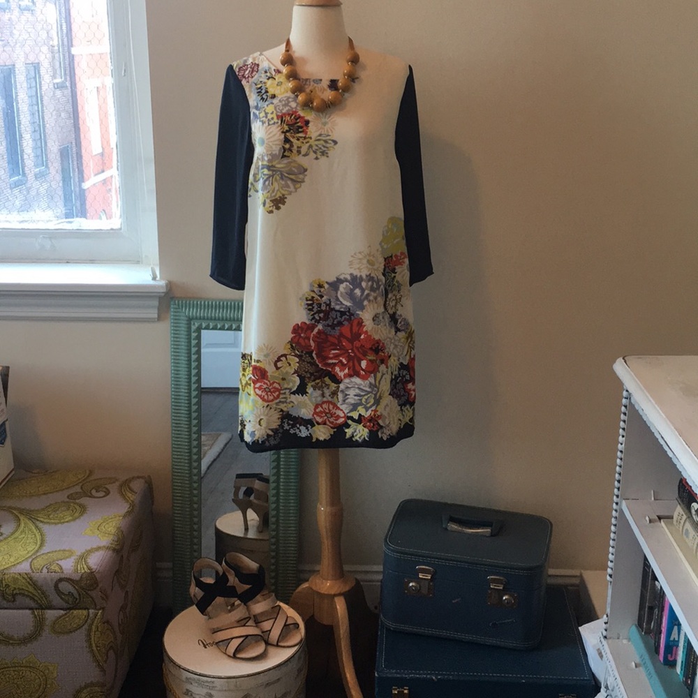 Floral H&M shift dress sz 4